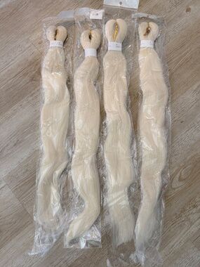 #613 Easy Braid 4 packs NEW Platinum blonde, bleached blonde, synthetic hair